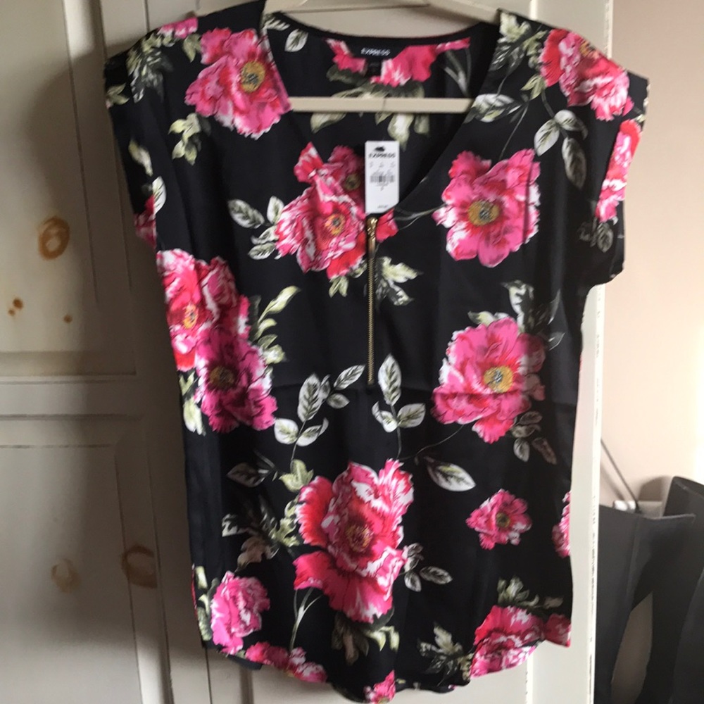 Express blouse.